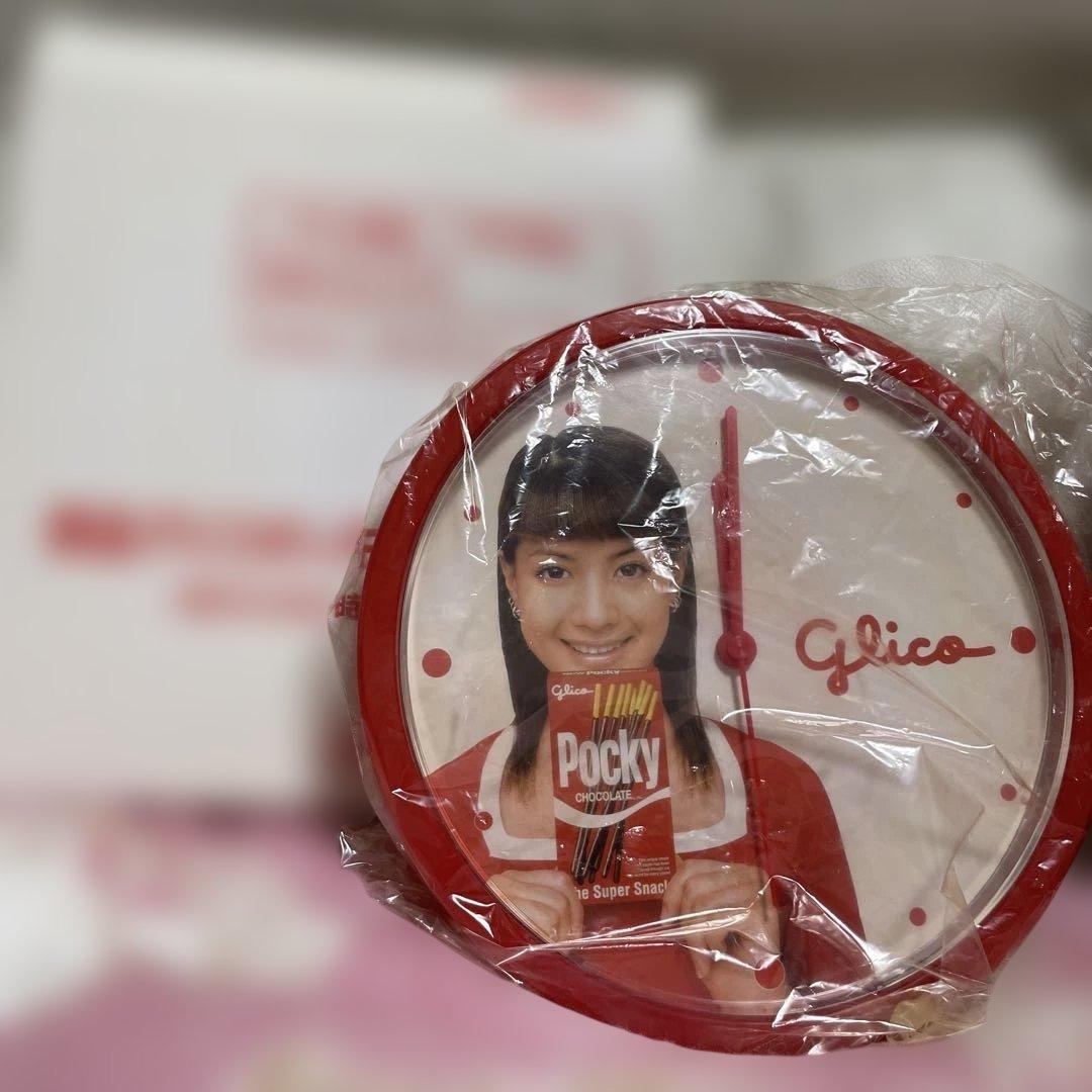 非売品】箱付き 吉川ひなの ② ポッキー グリコ 掛け時計 - メルカリ