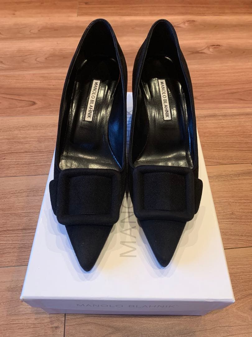 新品未使用 MANOLO BLAHNIK 38.5 SUEDE