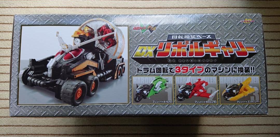 仮面ライダーW 回転換装ベース DXリボルギャリー BANDAI - メルカリ