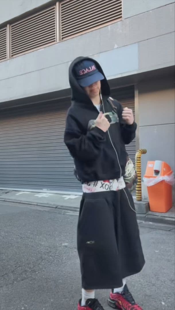 IDA sply x future archive popup限定 hoodie - メルカリ