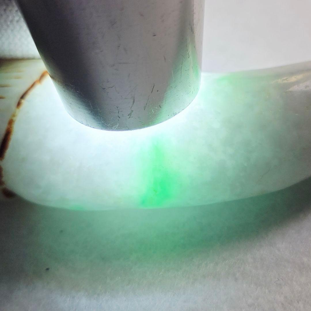 古美術 翡翠 氷糯 辣緑 手彫 龍頭紋 獣牙形 根付 玉佩