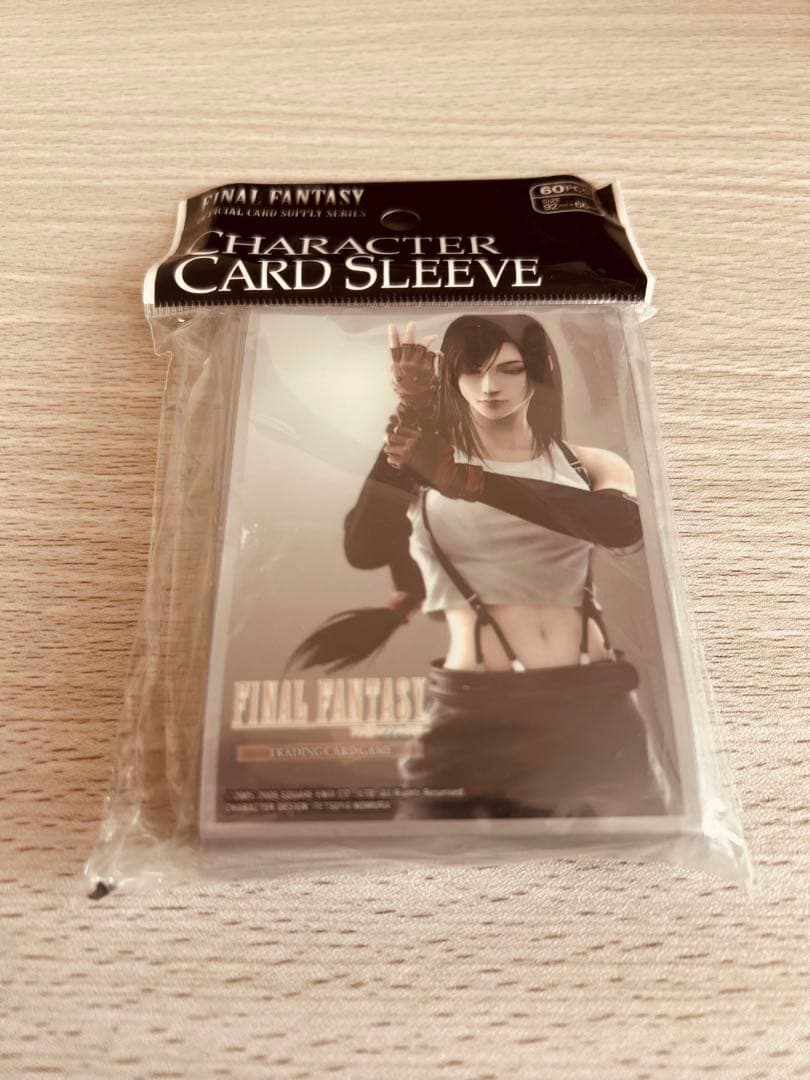 【未開封】ファイナルファンタジー キャラクターカードスリーブ ティファ