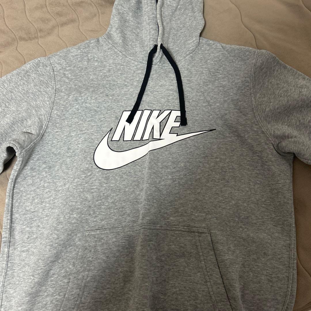 NIKE フード付きパーカー グレー - メルカリ