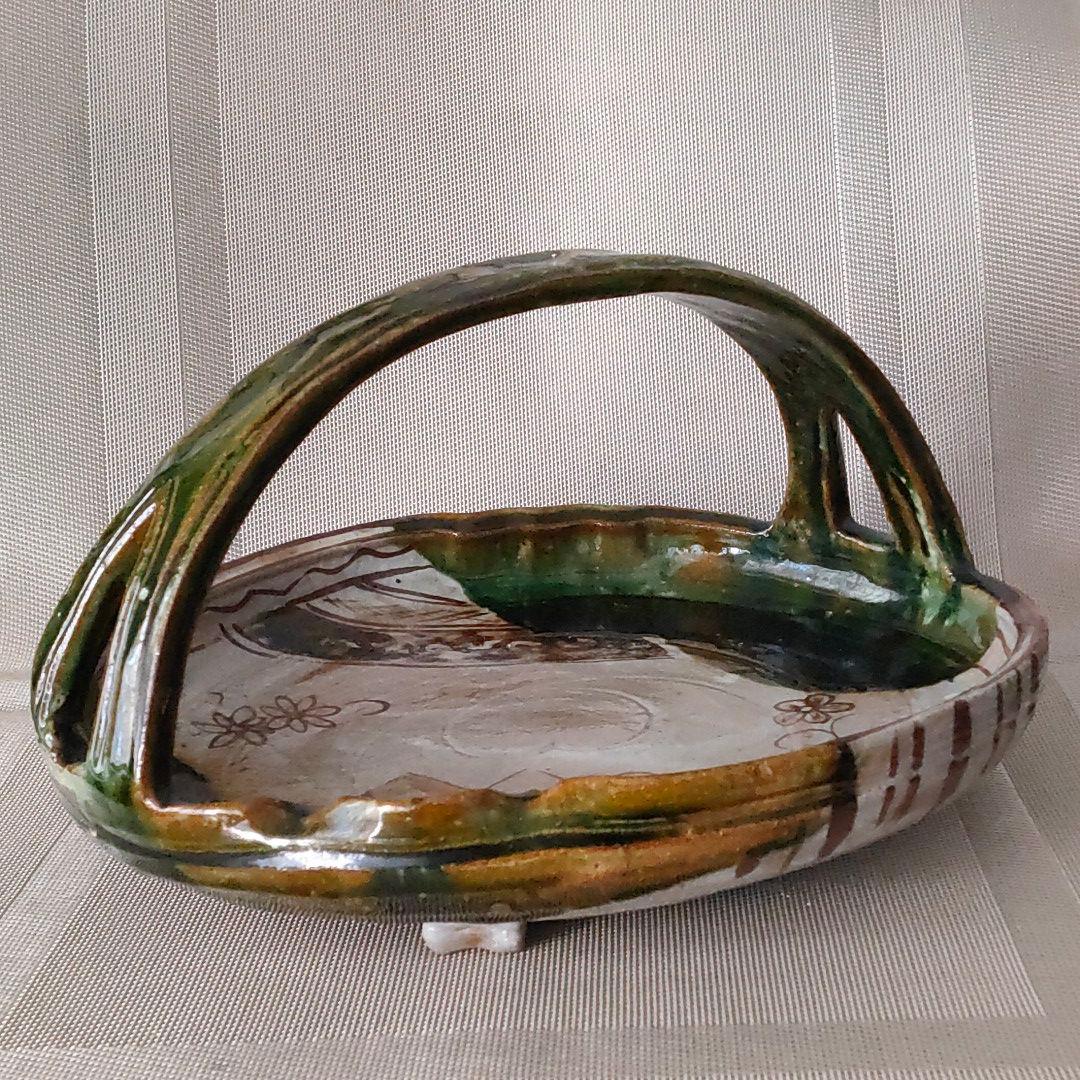 織部　手付き鉢