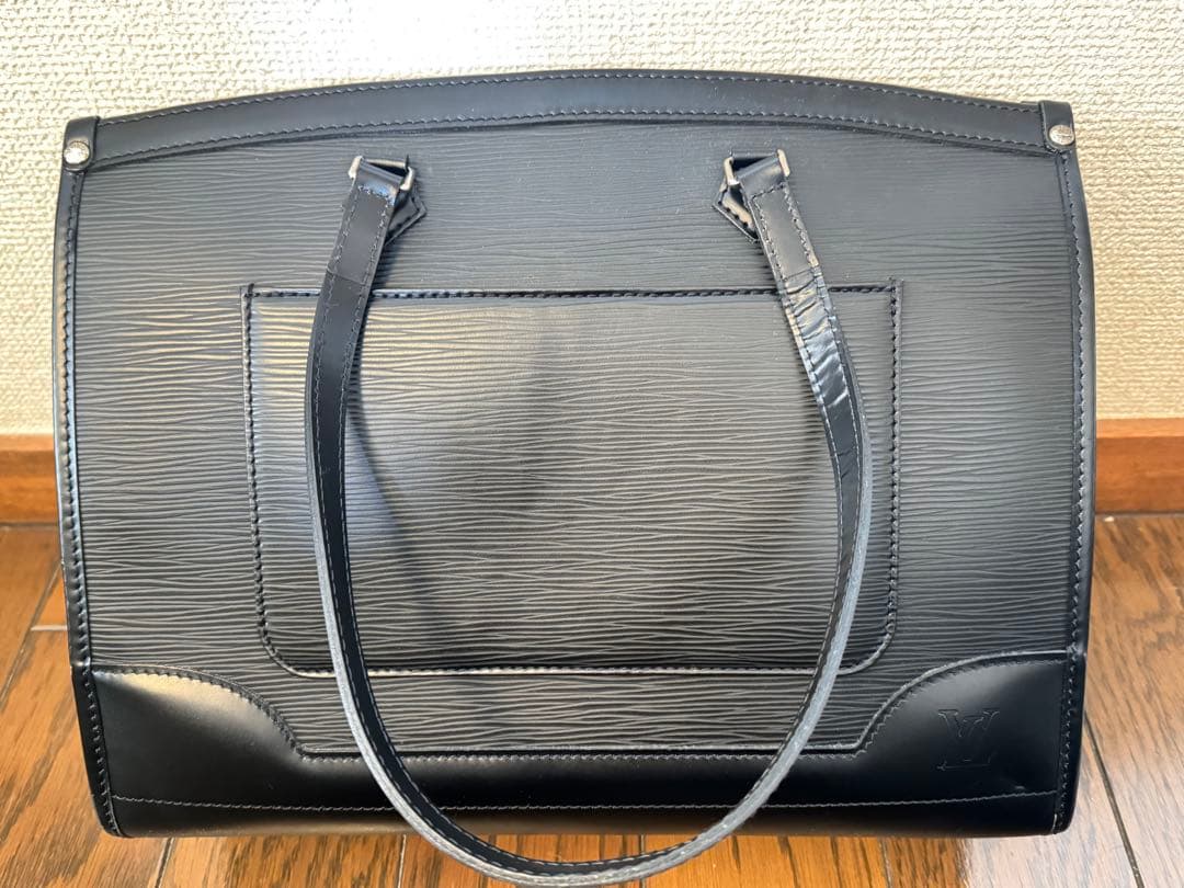 Louis Vuitton エピレザー トートバッグ ブラック