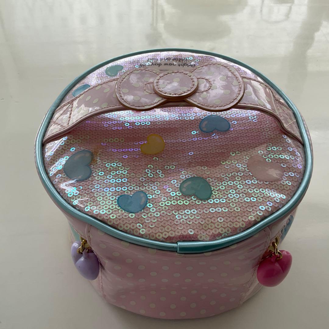 激レア Hello Kitty & Tiny Chum バニティバック - メルカリ