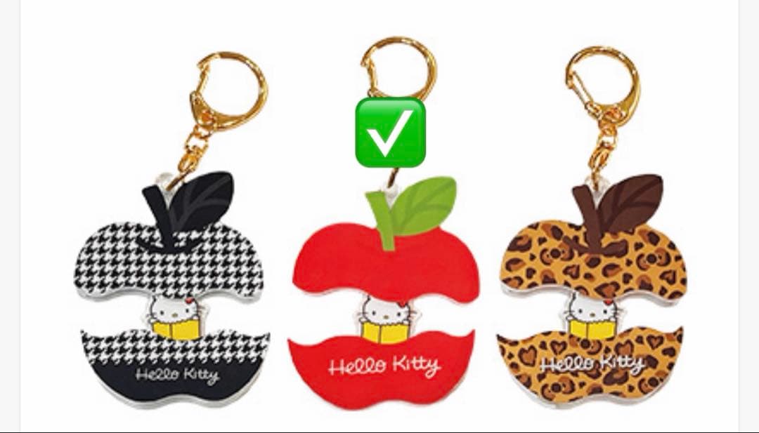 50周年ハローキティ展限定品❤️パカッとアクリルキーホルダー