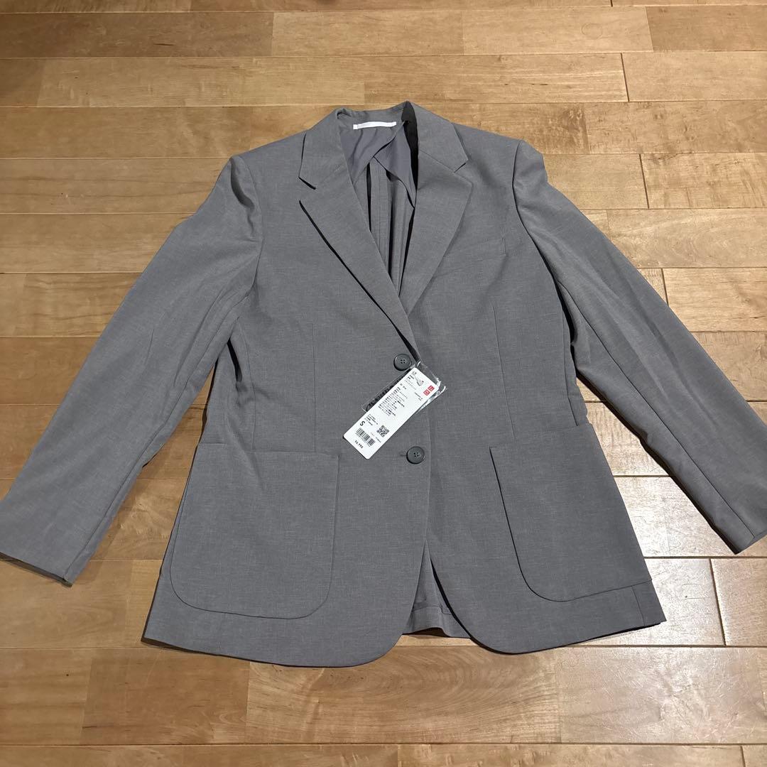 ユニクロ　感動ジャケット&ワイドパンツ　グレー　※タグ付き