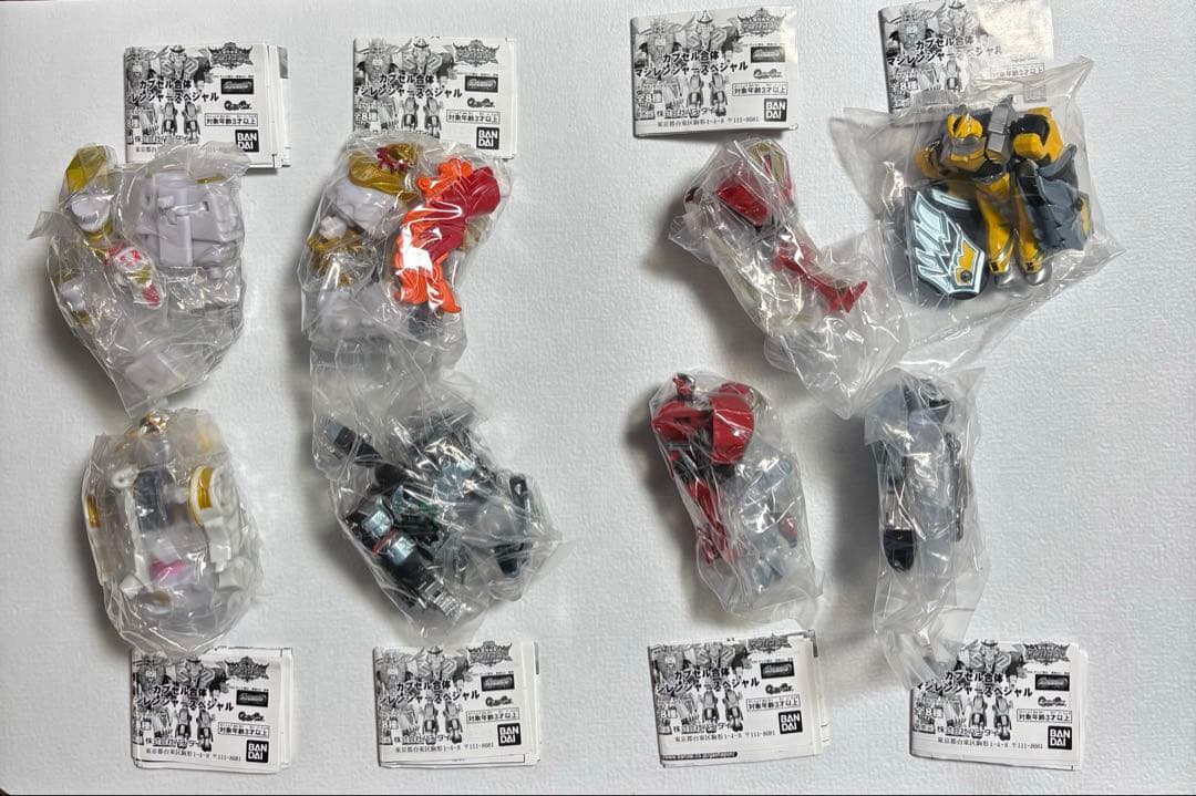 カプセル合体　マジレンジャースペシャル　ミニフィギュア