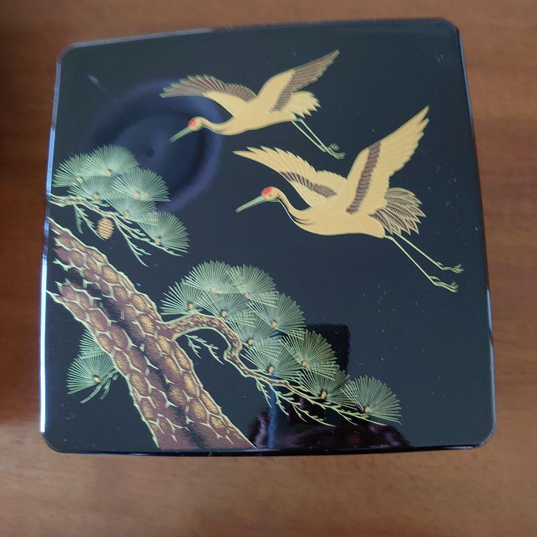 三段重箱 鶴と松の漆器