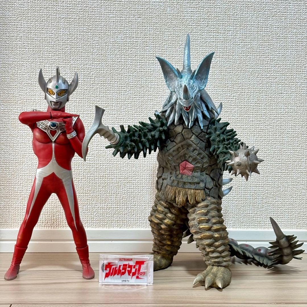 CCP 1/6特撮シリーズ 暴君怪獣タイラント ウルトラマンタロウ セット