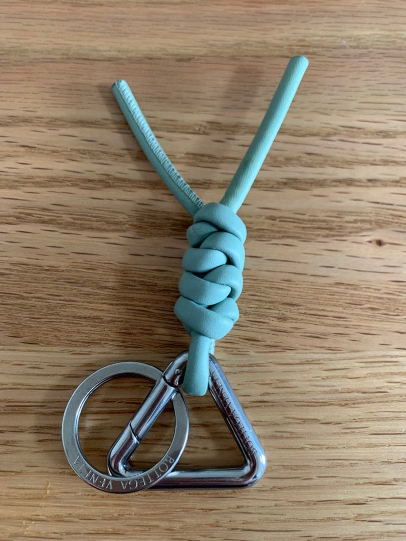 【美品】ボッテガヴェネタ　トライアングルキーリング