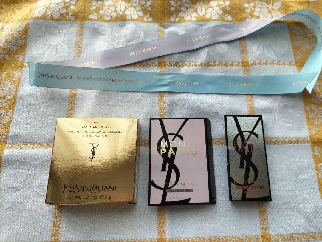 【新品・未使用】イヴ・サンローラン　 メイクミーブラッシュ パウダーS ９３他