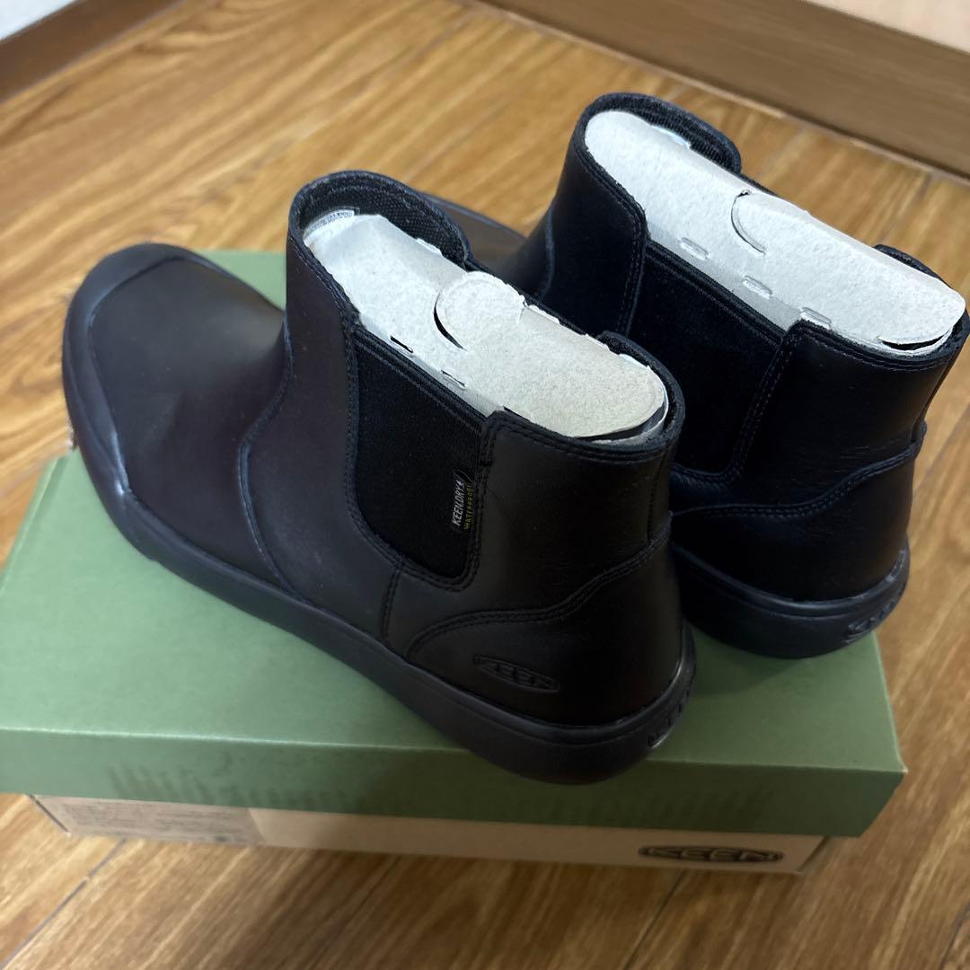 KEEN ブーツ エレナチェルシー黒