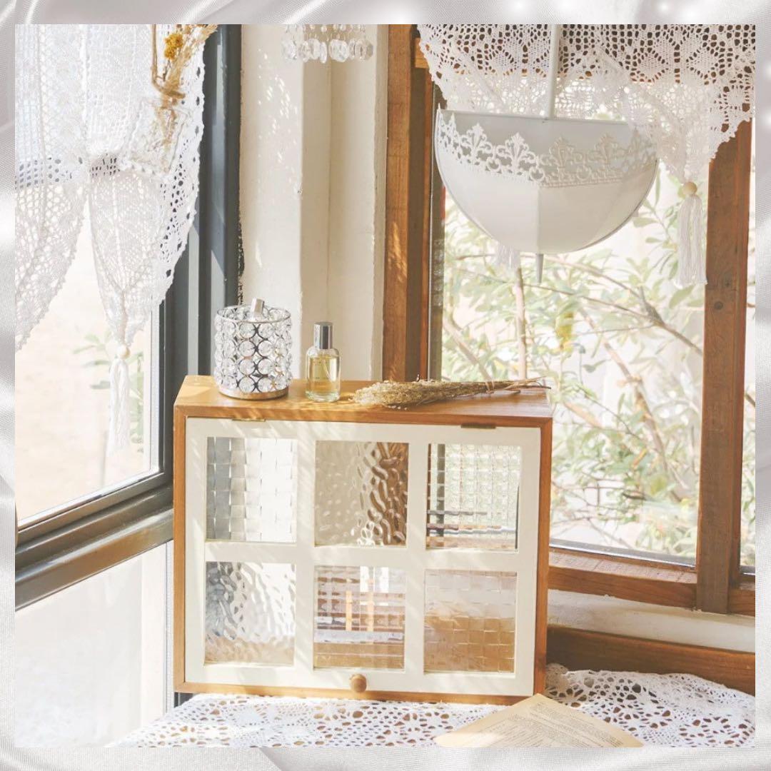 サリュ ガラス窓枠ディスプレイラック ナチュラル - メルカリ