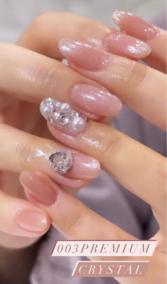 マオジェル マオネイル クリスマスコフレ 12クリスタル - メルカリ