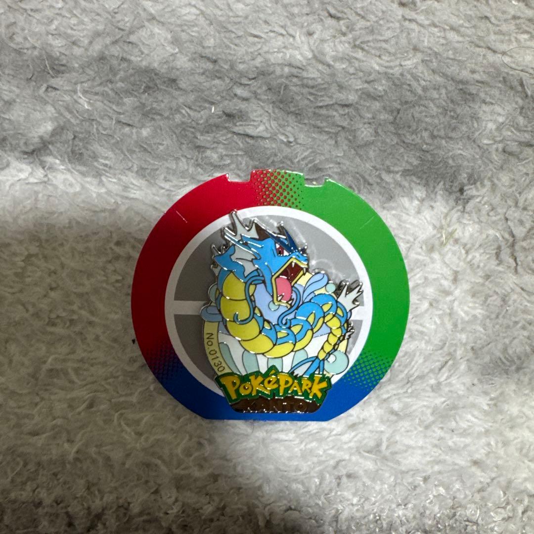 ポケパーク ピンバッジ ギャラドス - メルカリ