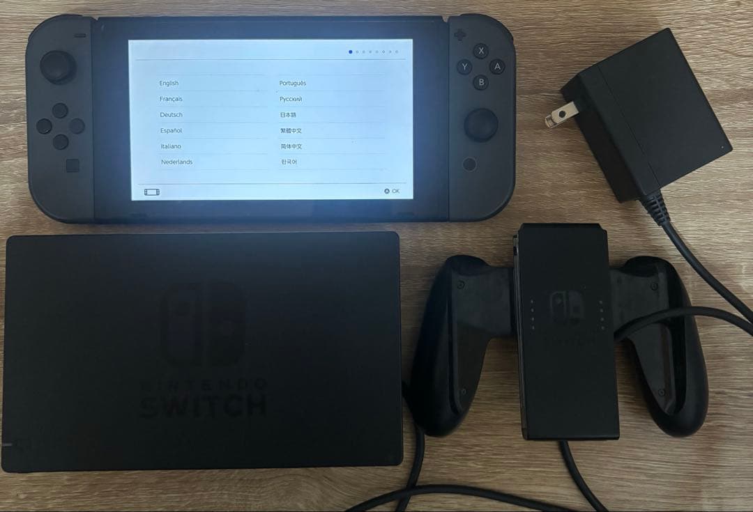 Nintendo Switch 本体 ブラック　本体