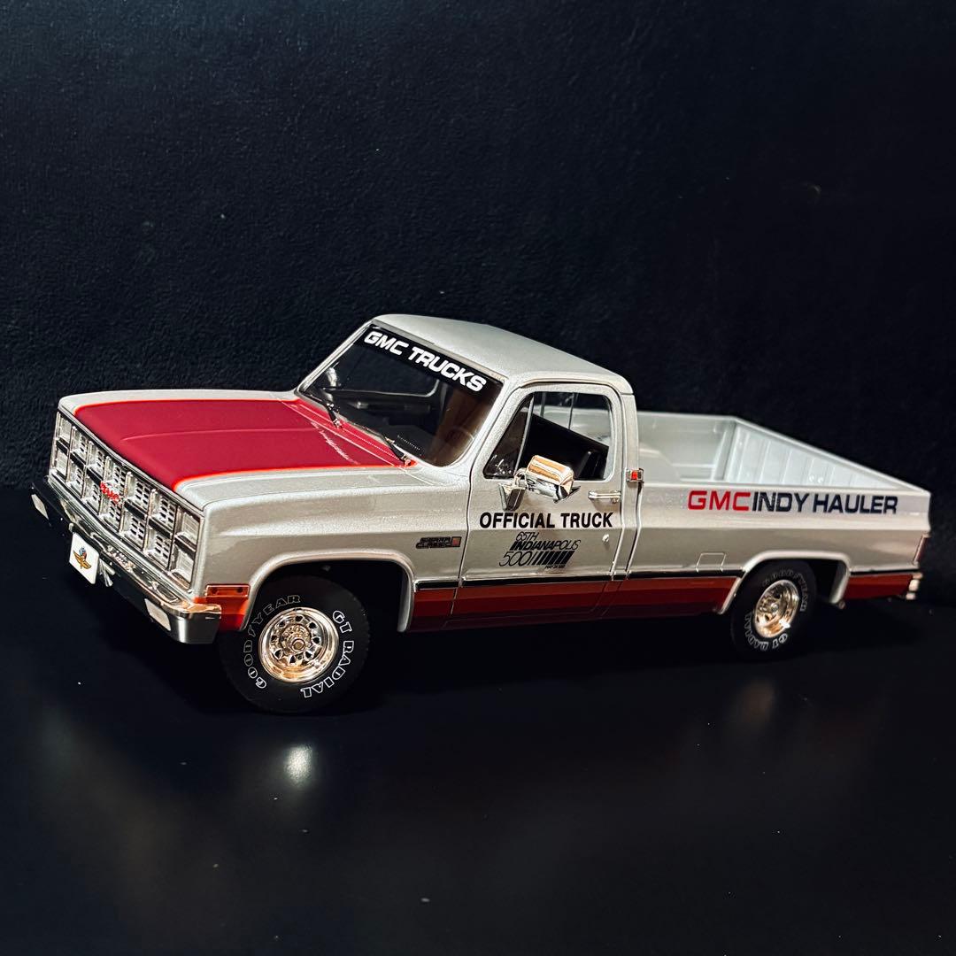 1/18 グリーンライト GMC シエラ クラシック 1500 Indy 500