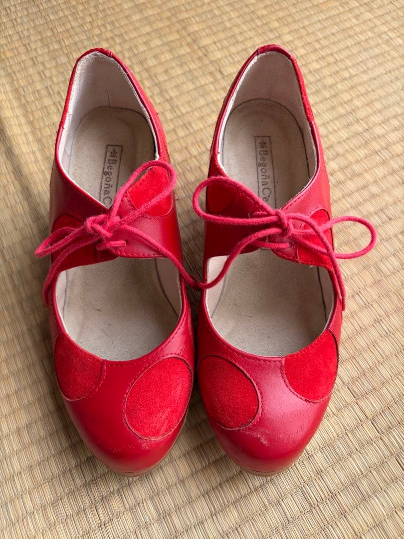 ベゴーニャ セルベラ 赤 フラメンコシューズ 35 - メルカリ
