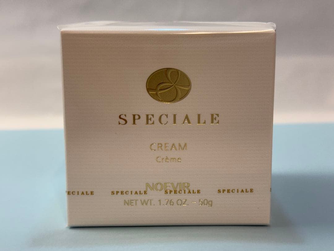 ノエビア✴︎薬用スペチアーレ薬用クリーム50g＋ラミネートサンプル5枚