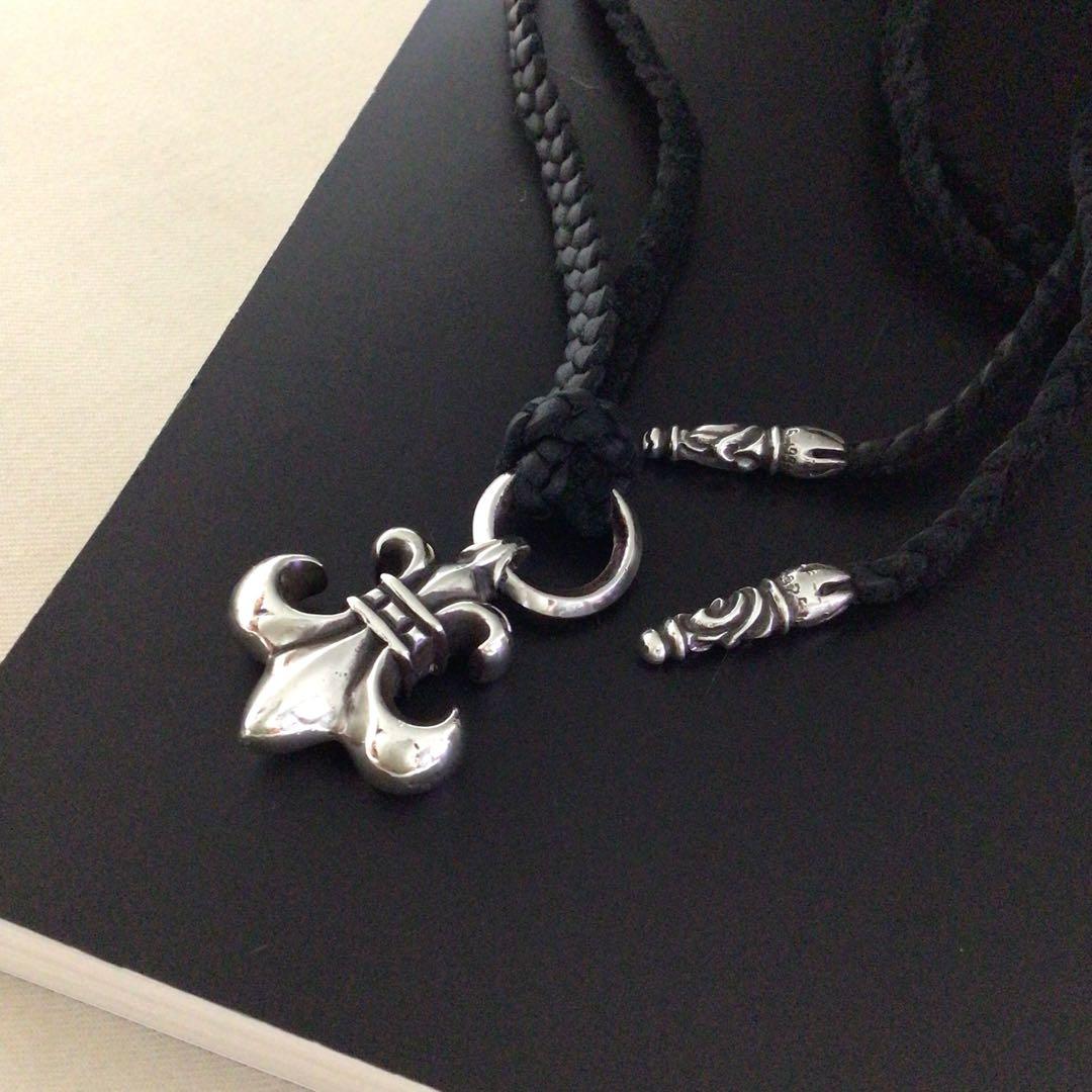 クロムハーツBSフレアペンダントタイニーレザーブレードスモールスボロチップ