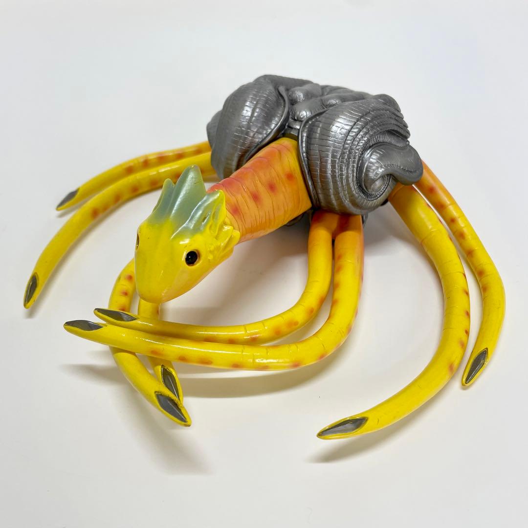 平成大怪獣シリーズ イリス幼体 ソフビ人形 X-PLUS エクスプラス 大映