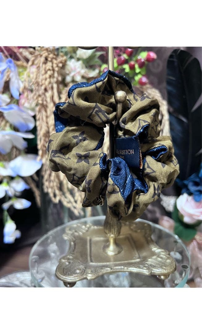 ご成約　LOUIS VUITTON デニムブルー×モノグラムシュシュ