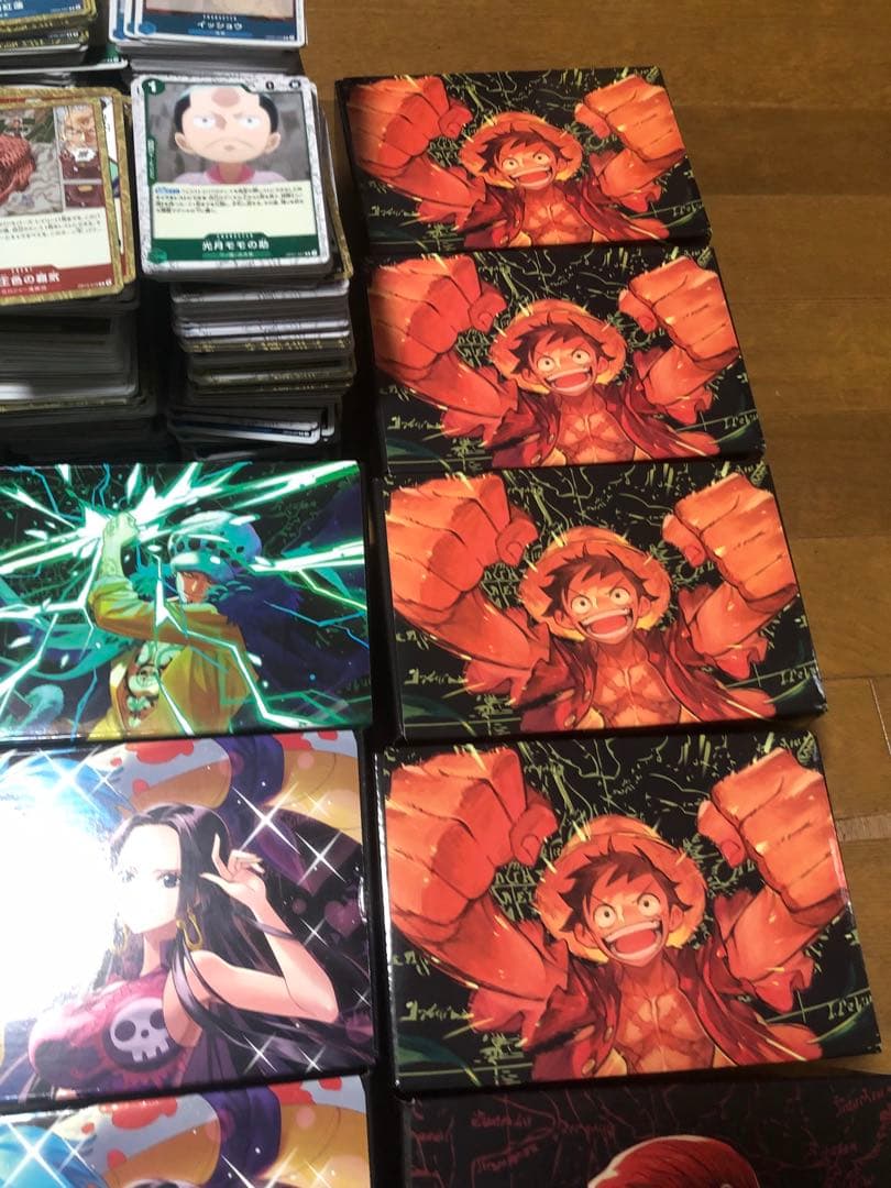 ワンピースカード 光り物のみ約3000枚他大量 まとめ売り 引退 - メルカリ