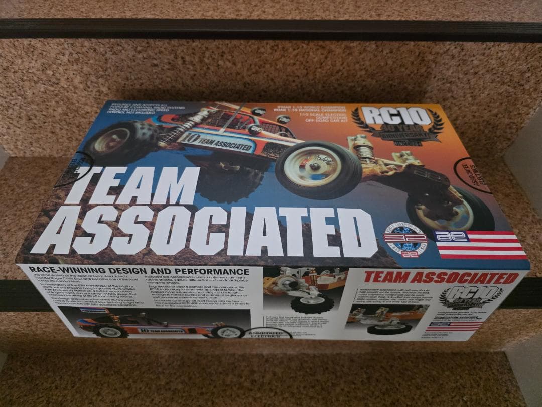 新品未開封 アソシ RC10 クラシック 40th アニバーサリーキット SEALED Team Associated RC10 Classic 40th Anniversary Kit 6007