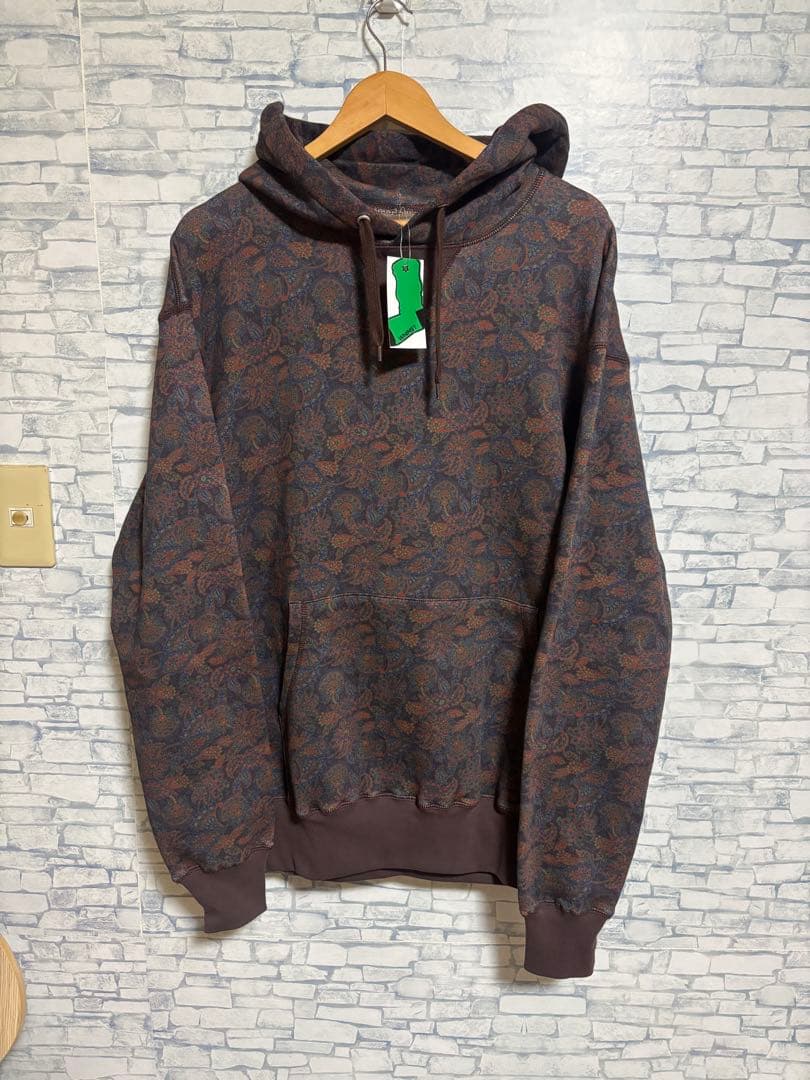 トップス WHIMSY PAISLEY HOODIE BURGUNDY