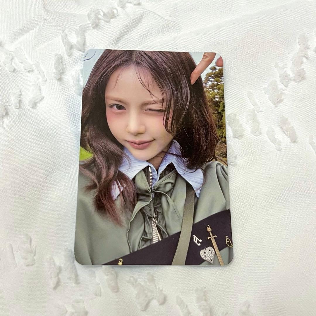 hearts2hearts カルメン トレカ package ver アルバム - メルカリ