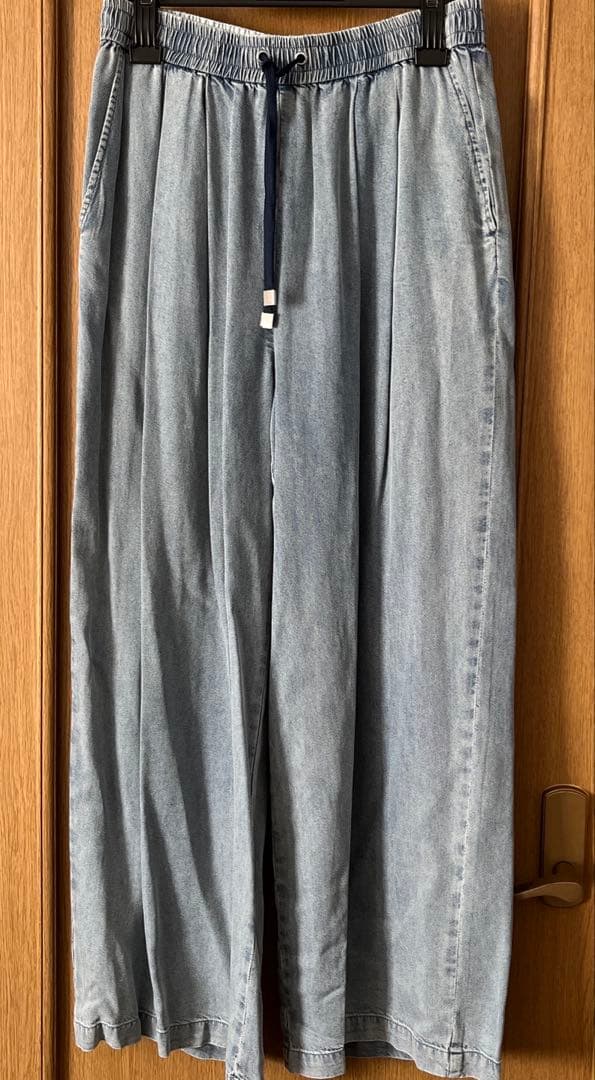 ayane hana☆hanaさま専用 ライトブルー テンセルデニムパンツ 23f54794c2ba4f52252890b83d6902