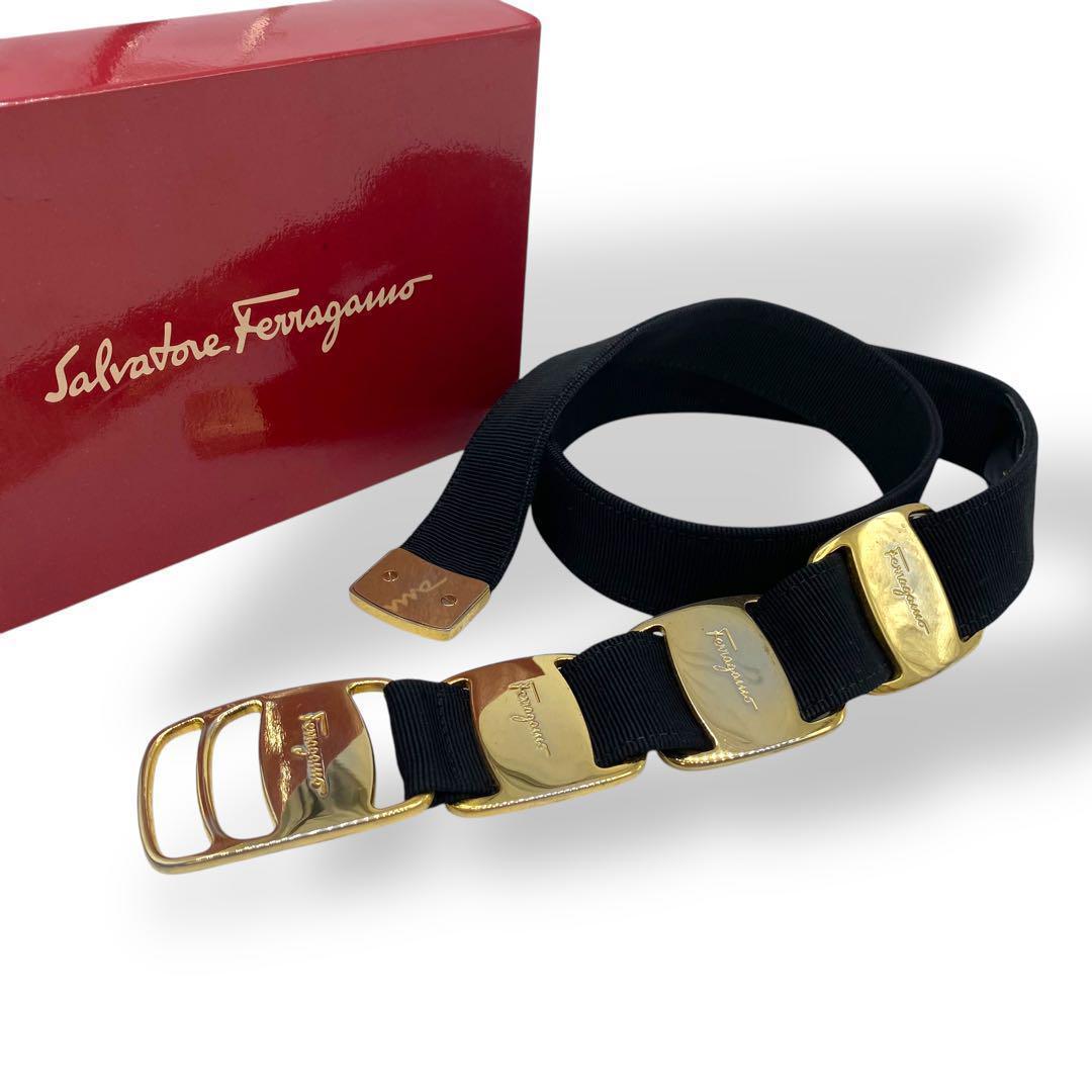 希少】フェラガモ 4連 ヴァラ ナイロンベルト ゴールド金具 黒 - メルカリ