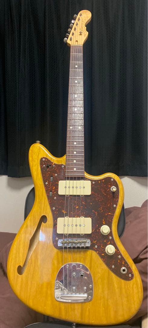 y*い様 モモセ　ジャズマスター　シンライン　コリーナ