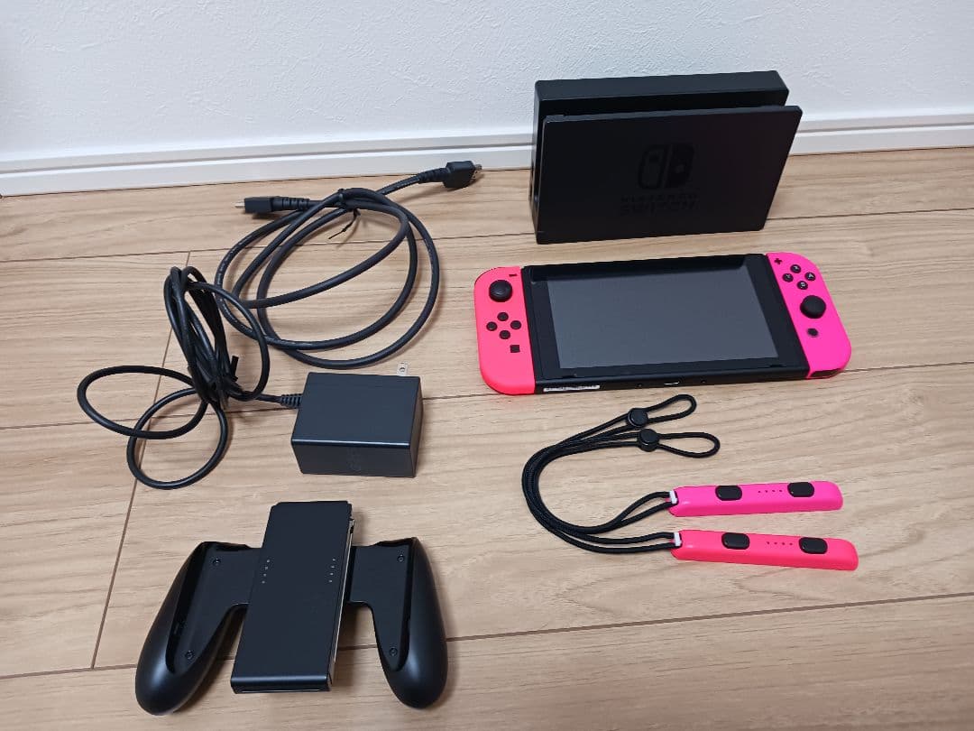 Nintendo Switch 本体 ピンク&オレンジ 任天堂（Nintendo） Joy-Con(L) ネオンパープル / (R) ネオンオレンジ
