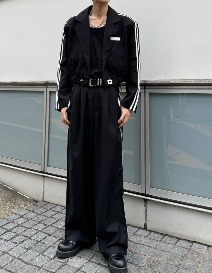 美*ア様 【ALUDE SELECT】line short jacket set ALUDE SELECT】line short jacket set up(2color) | 【ALUDE】韓国