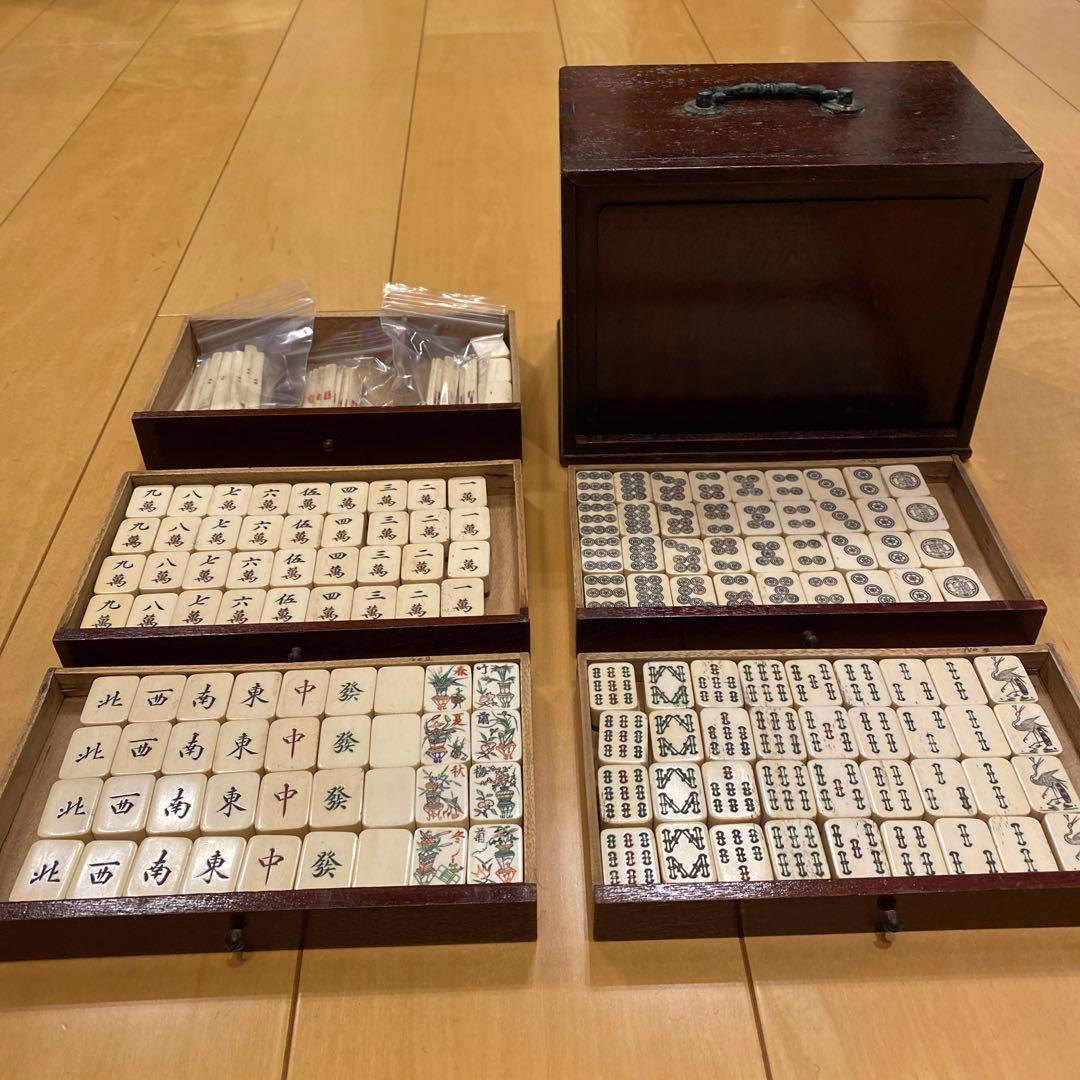 アンティークの麻雀牌（骨牌背竹麻雀牌）、美品 骨董品 - メルカリ