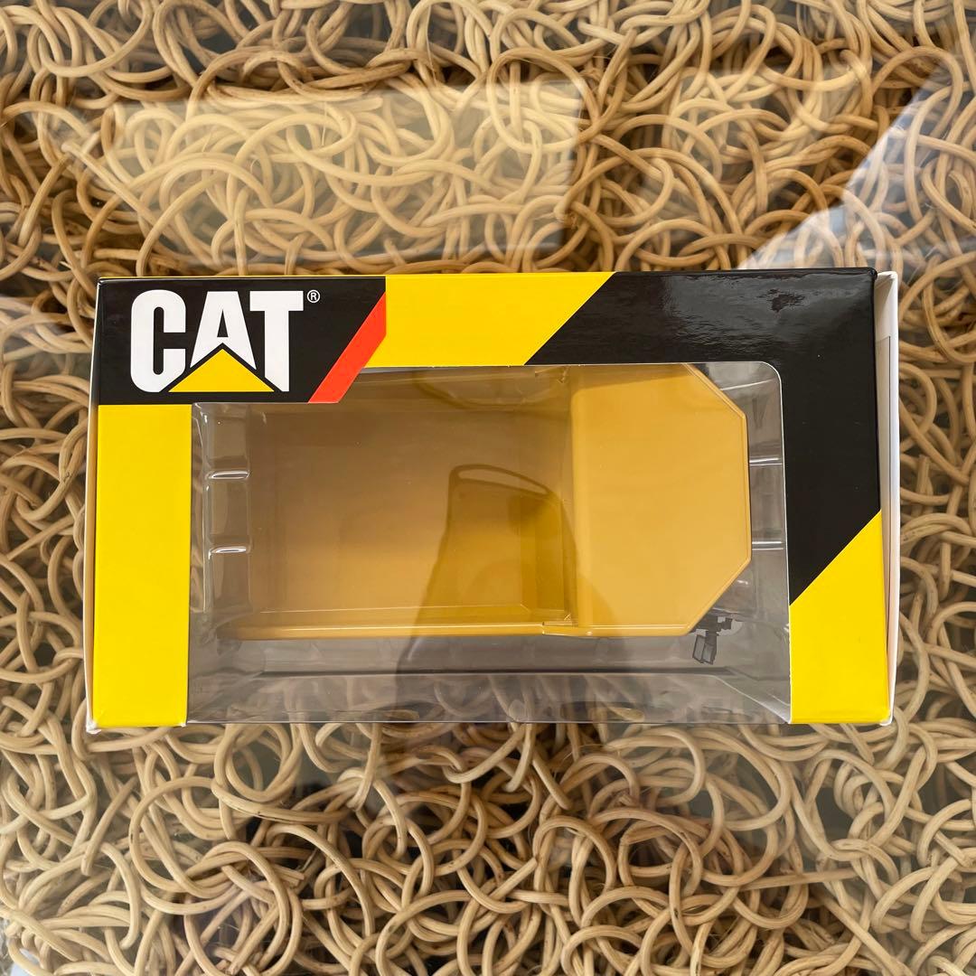ノースコット 1／50スケール CAT 772 オフハイウェイトラック - メルカリ