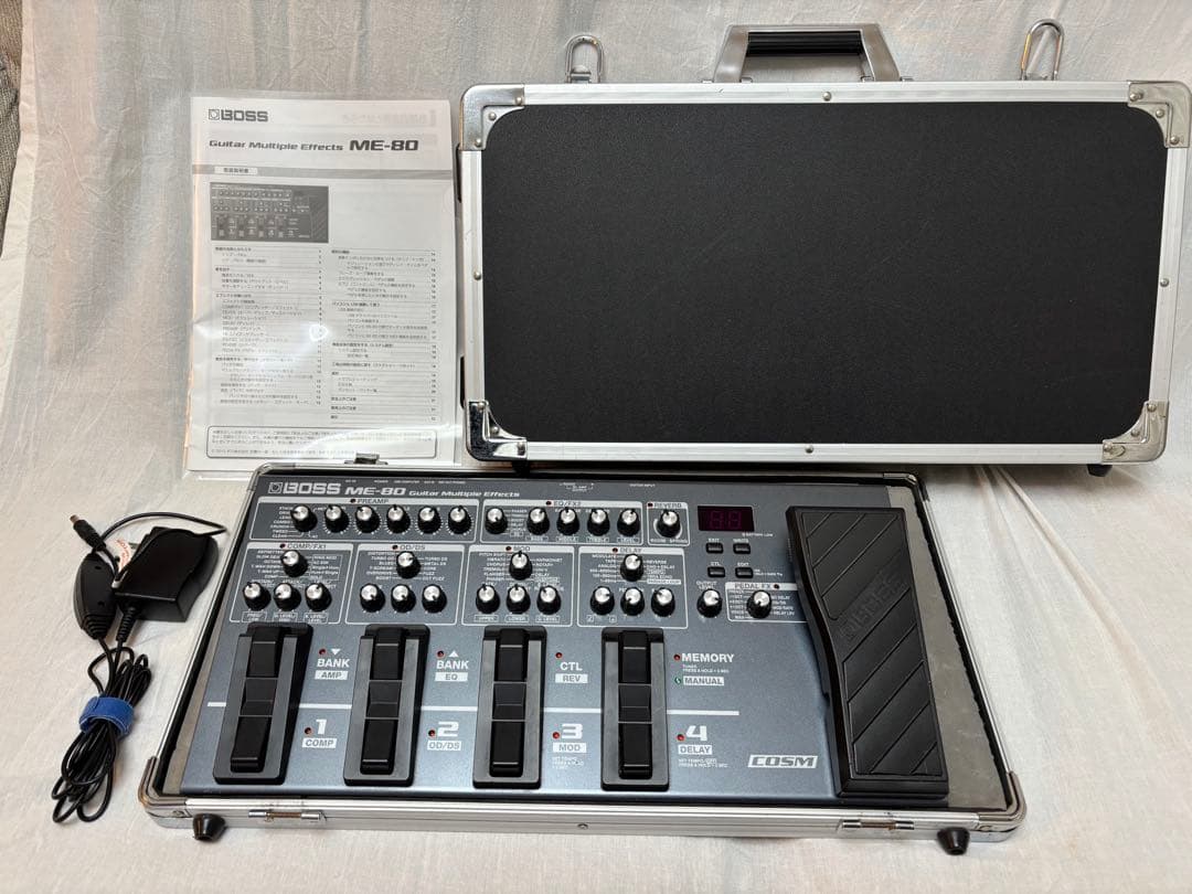 BOSS ME-80 マルチエフェクター　アダプター、ケース付