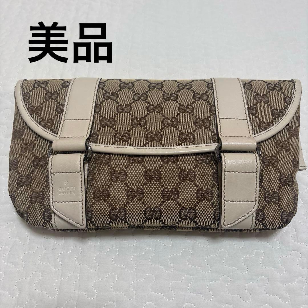 GUCCI GGパターン ボディバッグ・ウエストポーチ