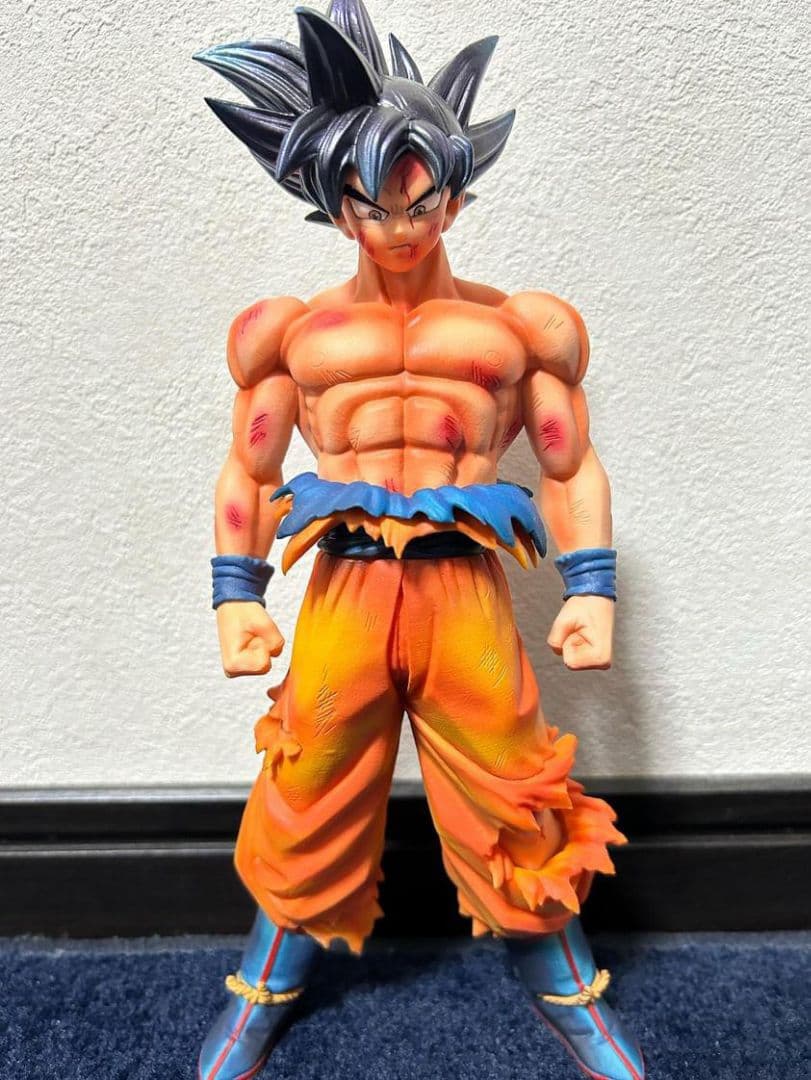 ドラゴンボール 一番くじ リペイントフィギュア ドラゴンボールガレージキット ドラゴンボール 超サイヤ人 孫悟空 42cm 大型フィギュア 検)ガレージ