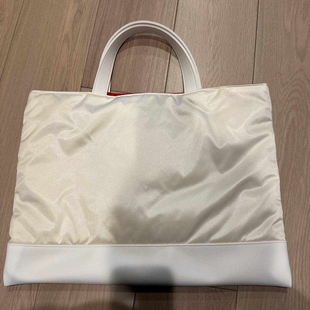 ファミリア Bibiy. ビビィ 白 バッグ - メルカリ