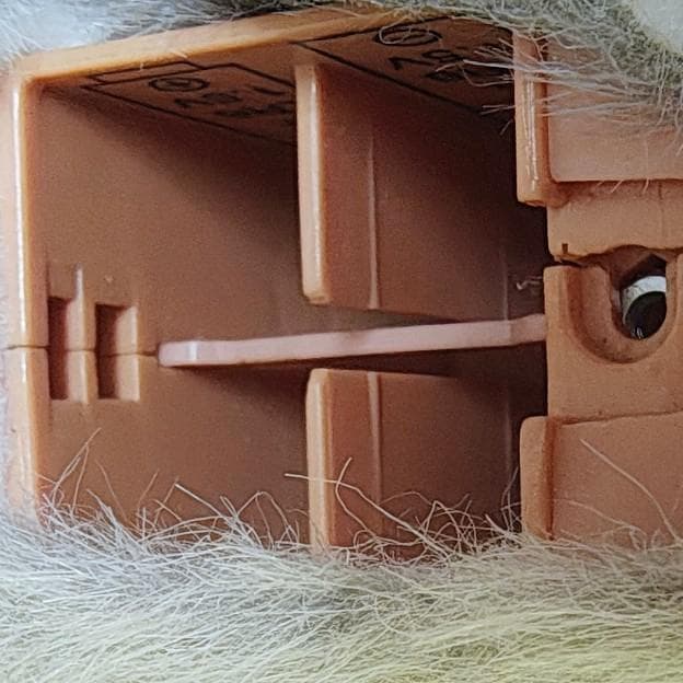 ファービー2 クラウディスカイ 緑目 英語版 furby furby2 #6 - メルカリ