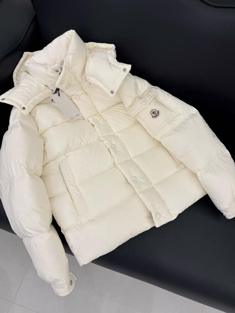 アイボリー ダウンジャケット 取り外しフード付き