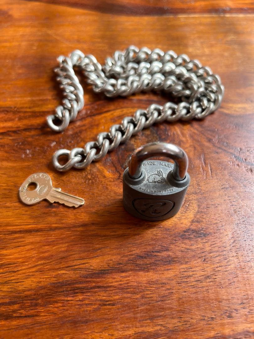 シドチェーン 本物 ラビット社 - メルカリ