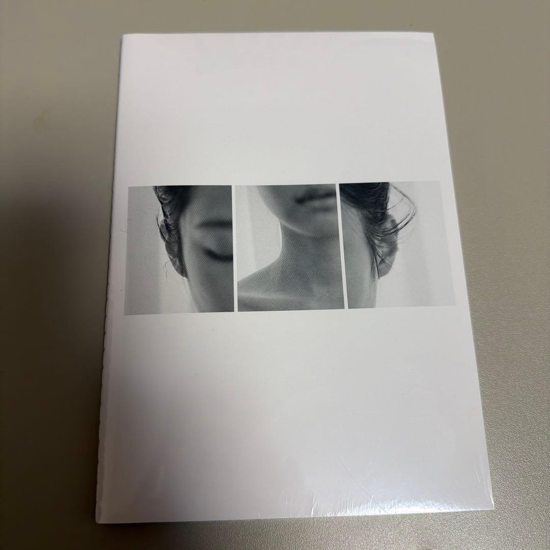 JENNIE J2NNI5 popup 代官山 蔦屋 ミニフォトブック - メルカリ