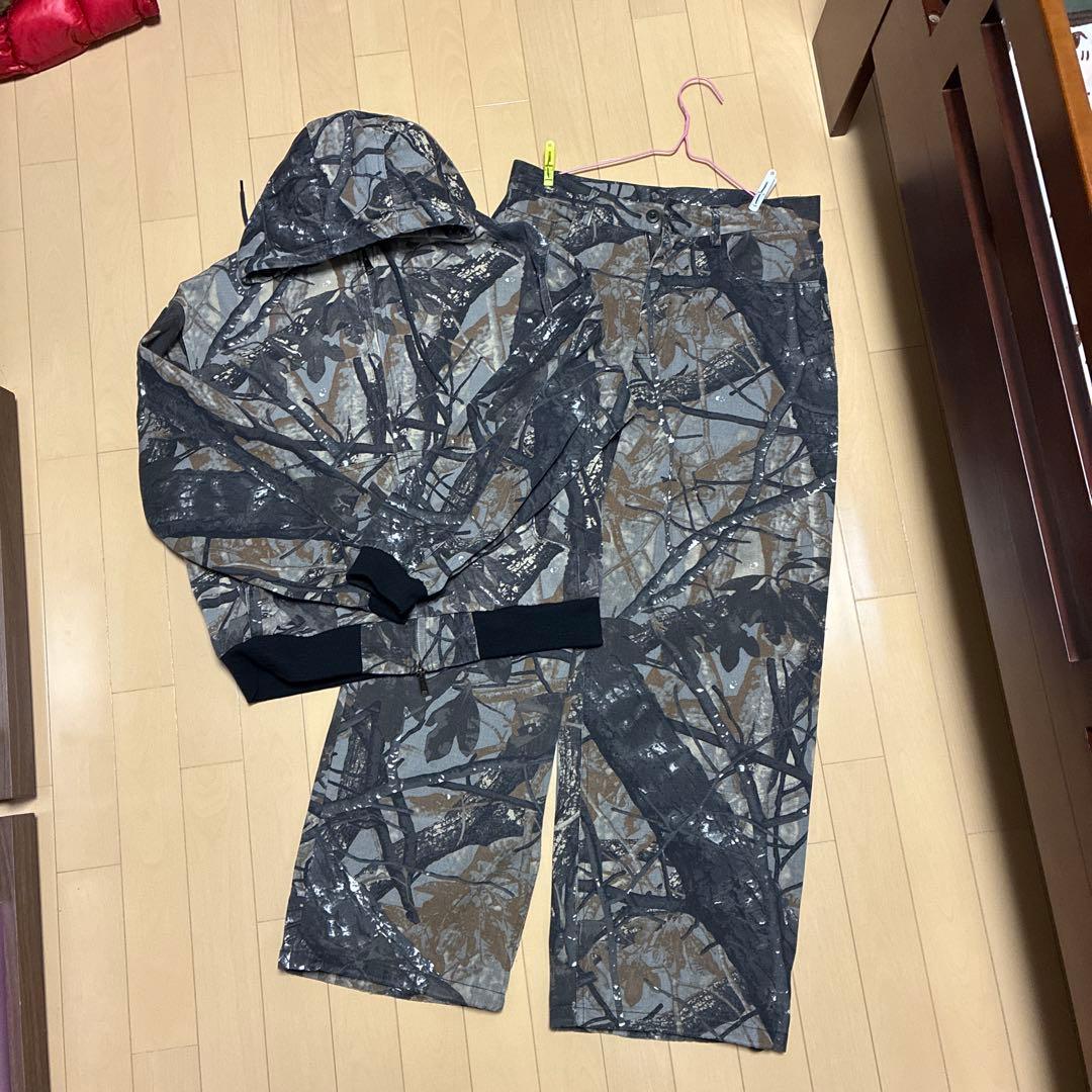 迷彩服 フード付きジャケットとパンツセット