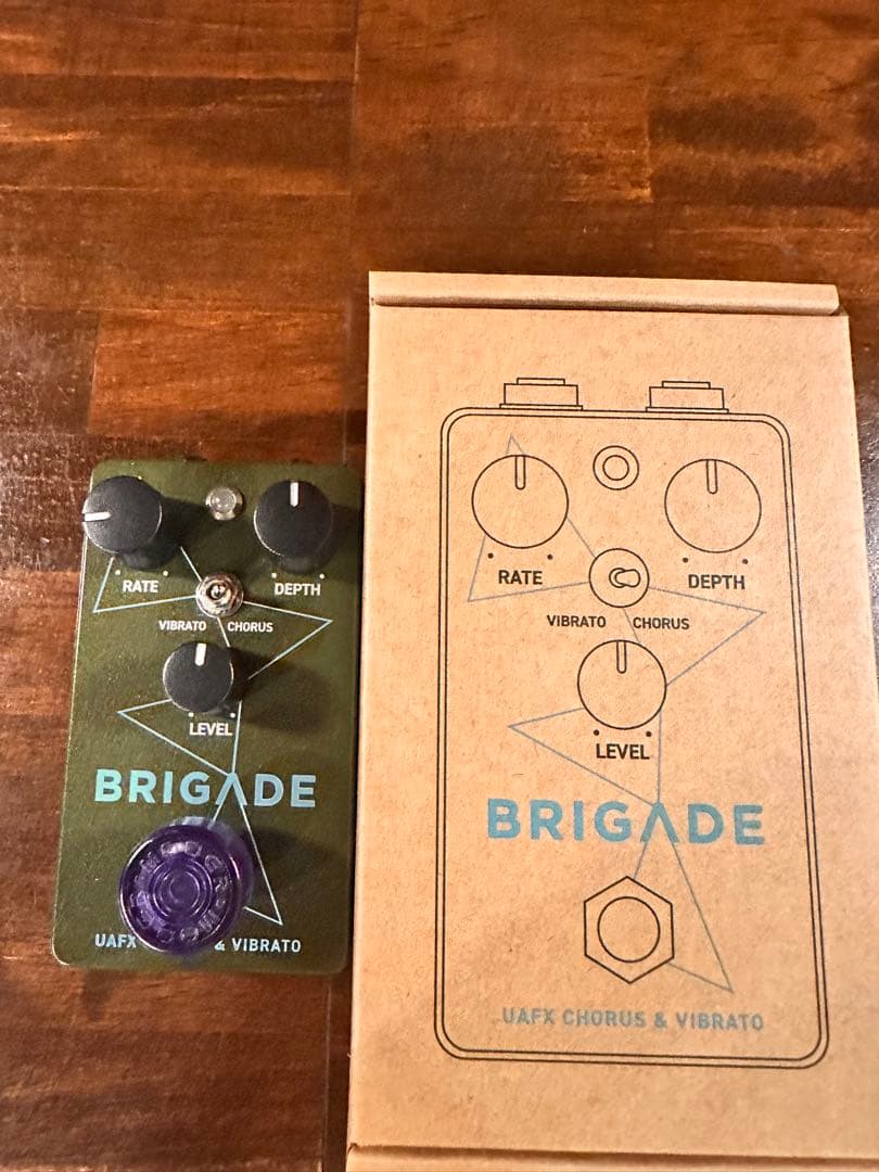 ギター UAFX BRIGADE Chorus & Vibrato