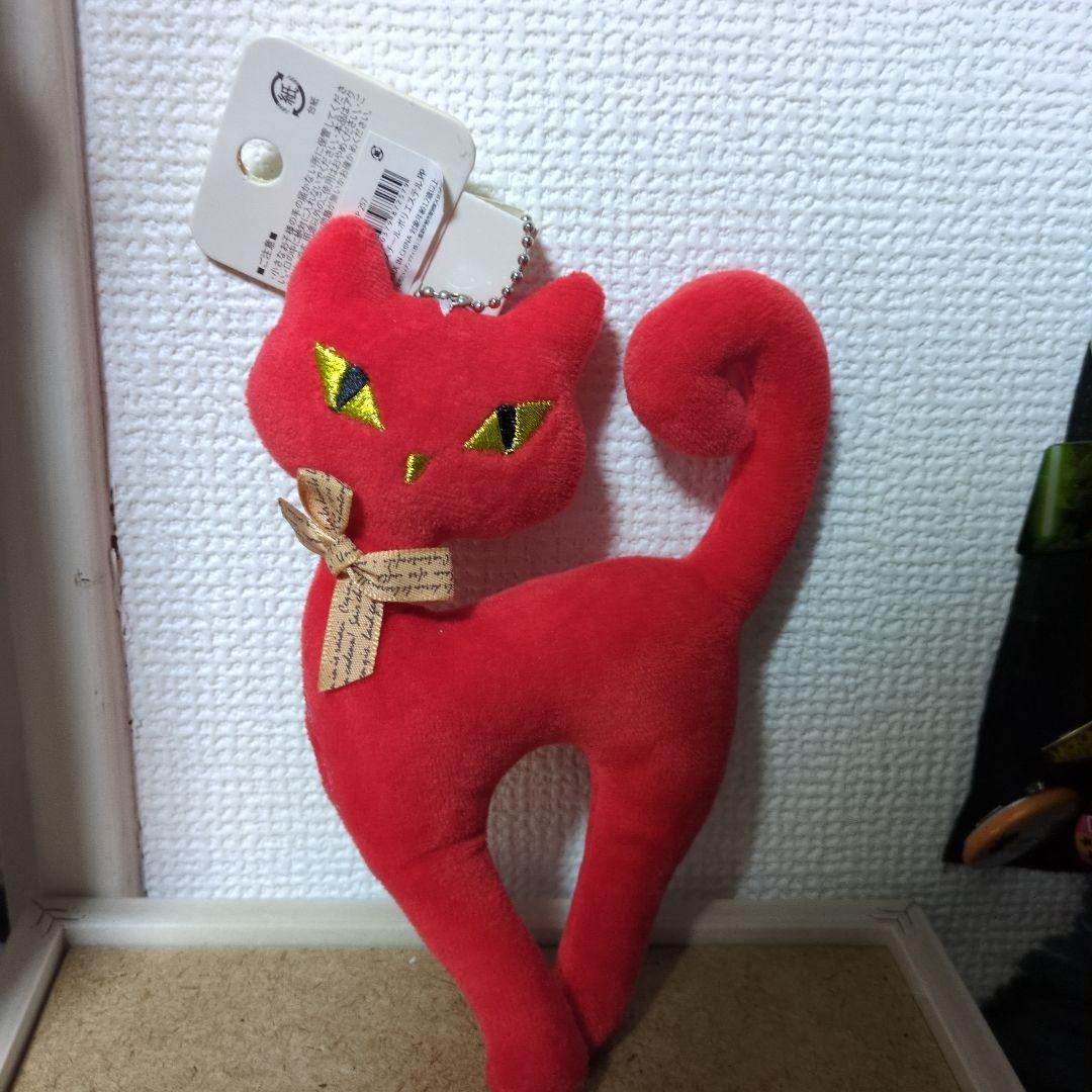 ワイン？酒のキャラクター赤い猫 ぬいぐるみキーホルダー 高さ約16